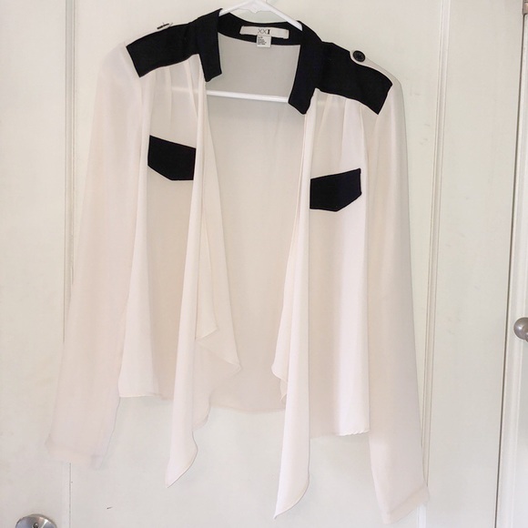 Forever 21 Tops - NWOT forever21 drape blouse
